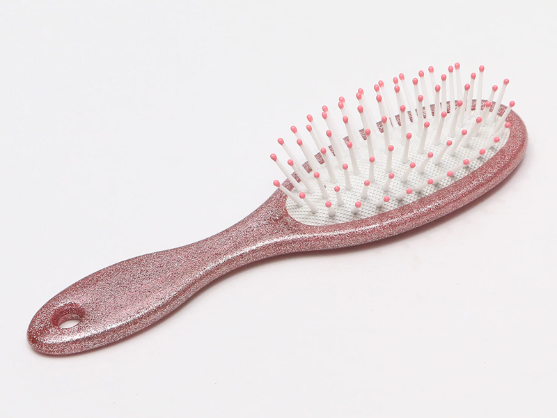 2022 Liten babymassageborste i plast